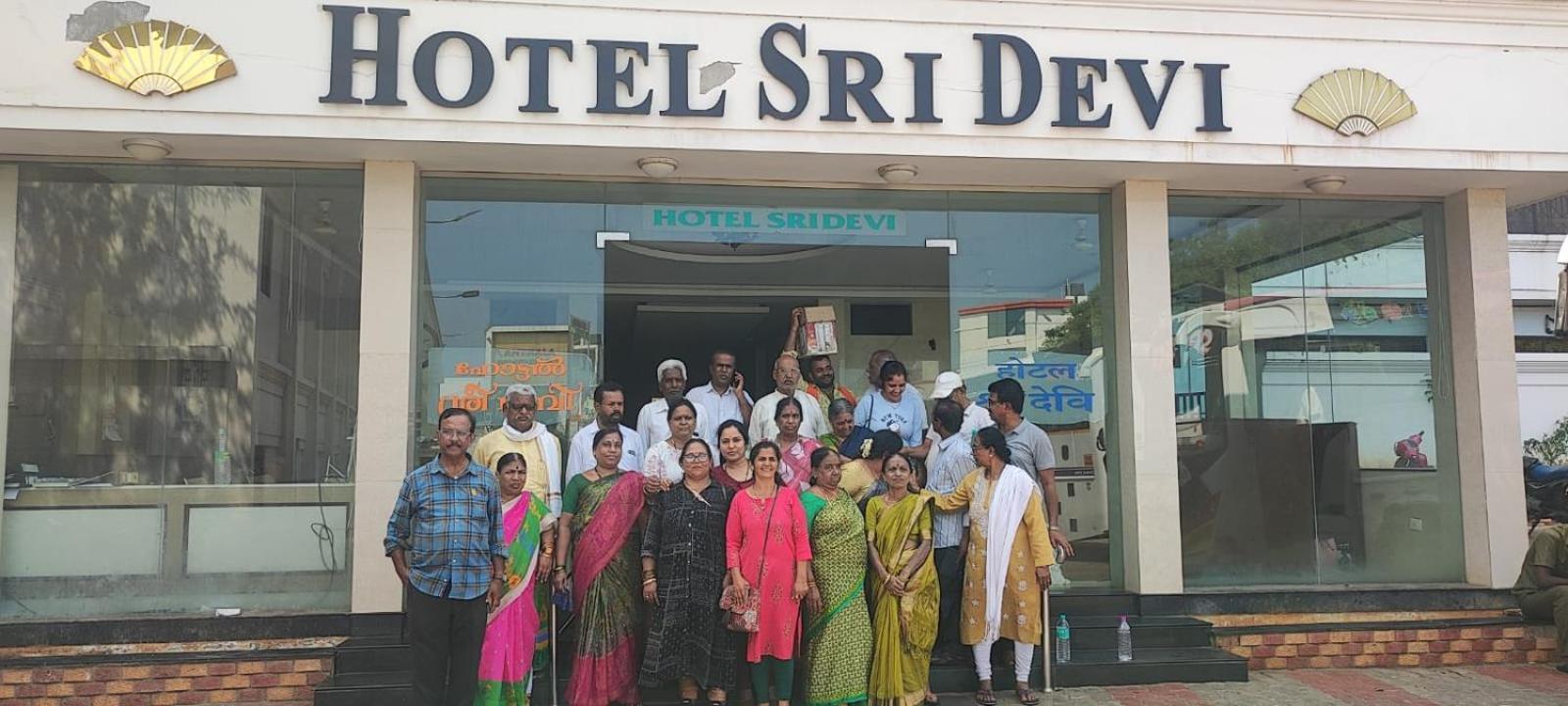 Hotel Sri Devi Kanyakumari Buitenkant foto