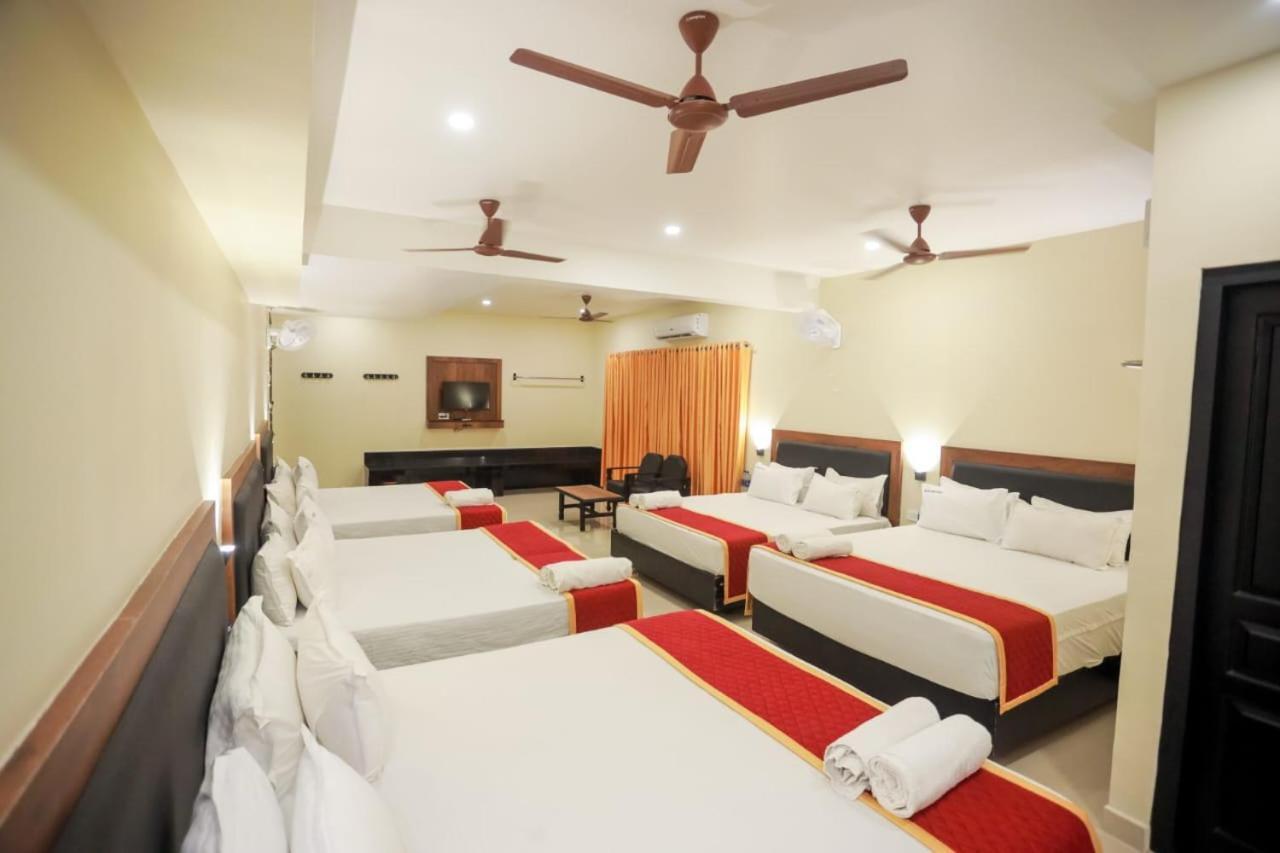 Hotel Sri Devi Kanyakumari Buitenkant foto